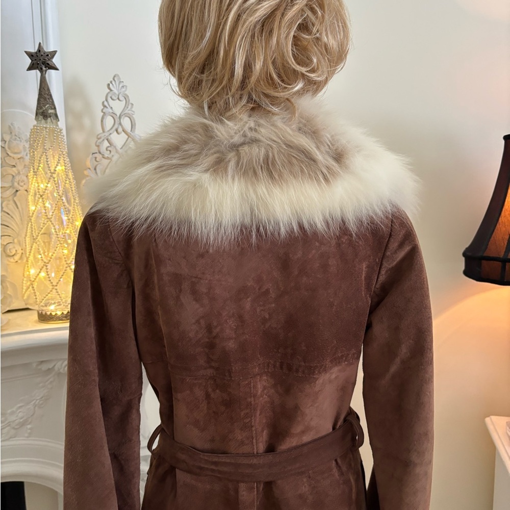 1970 Vintage Suede Elegant Brown Faux Fur Collar Coat - Picture 10 of 16